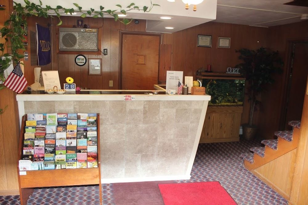 Motel Cozy Corner 2*